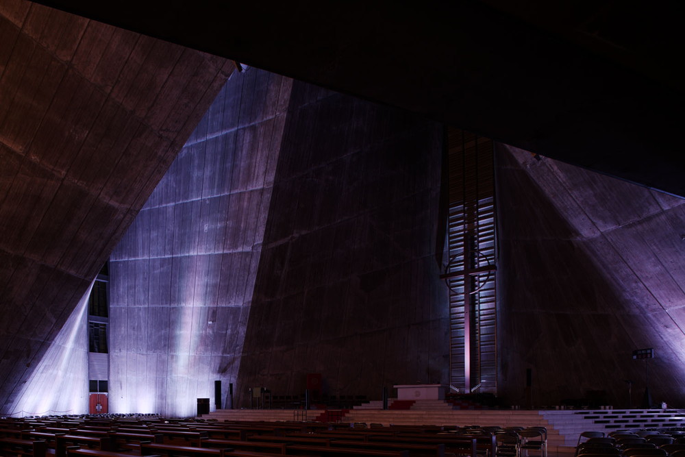 cathedral015.jpg